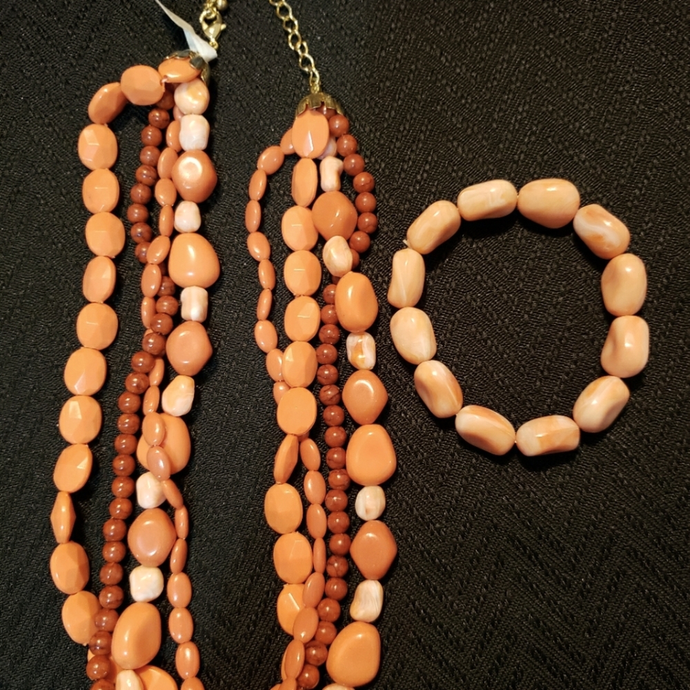 Costume coral necklace & bracelet
